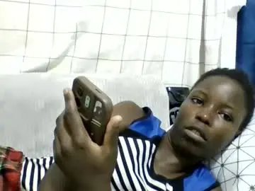 Chaturbate Best live sex cam show of pretty_petite_ebony