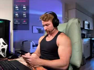 Chaturbate Live Sex Cam of bigmcr1