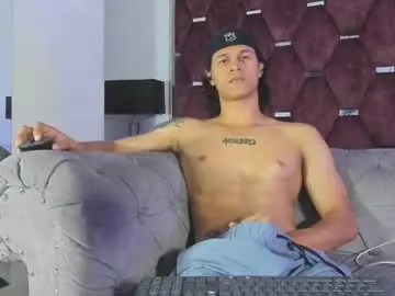 Chaturbate Free Porn Cam of tonybenedetti