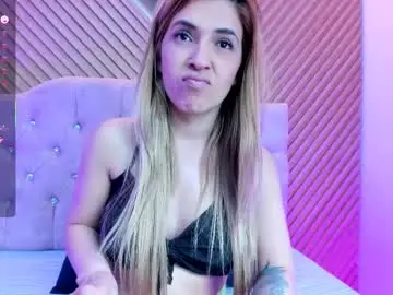Chaturbate Best live sex cam show of evaloviaa_