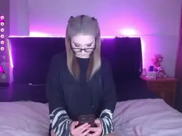 Chaturbate Free Live Porn of shysweetrish