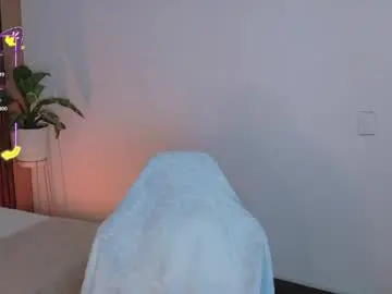 Chaturbate Nude Webcam of ahvi_ebony