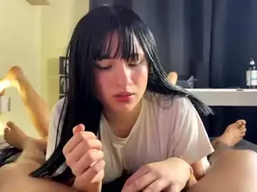 Chaturbate Sex Cam of ellie_andy19