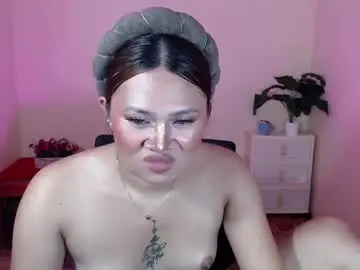 Chaturbate Free Live Porn of mysterious_honeyghe