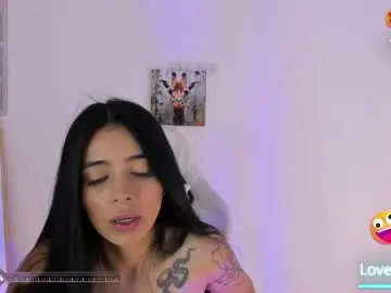 Chaturbate Nude Webcam of katia_sex25