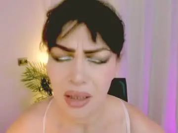Chaturbate Free Live Porn of bluediamondsdreams