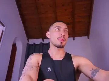 Chaturbate Adult Video Chat of hottestdavidx