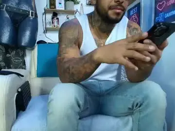 Chaturbate Sex Chat of leenar_key