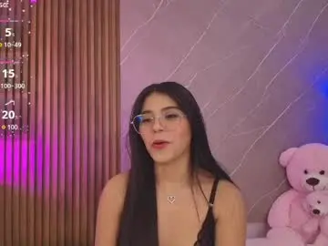 Chaturbate Live Sex Cam of ariana_jhonson11
