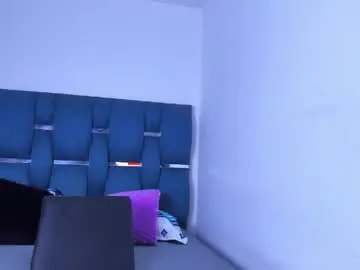 Chaturbate Free Live Porn of crazybaby_squirt