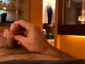 Chaturbate Watch Live Sex Cams of jax1111182