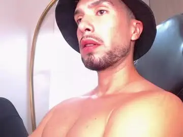 Chaturbate Watch Live Sex Cams of danielsantosbubleaz