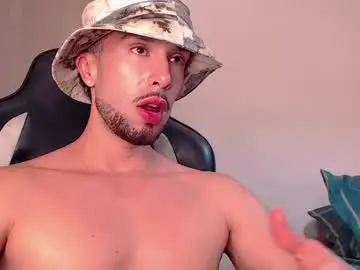 Chaturbate Adult Video Chat of danielsantosbubleaz