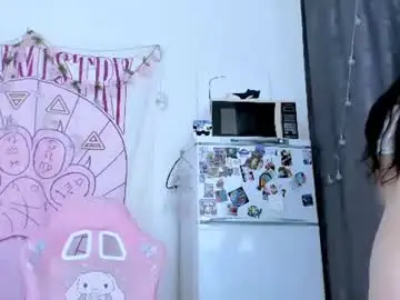 Chaturbate Live Sex Cam of holy420loly