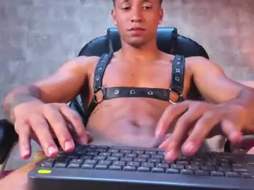 Chaturbate Best live sex cam show of liam_mush