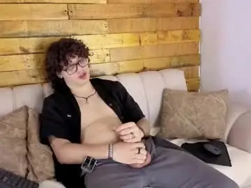 Chaturbate Live Sex Cam of hotu_69