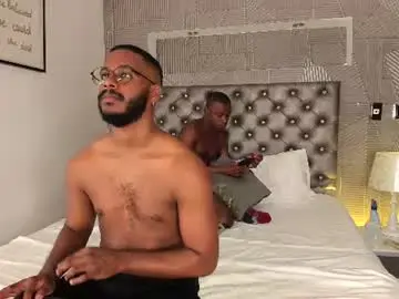 Chaturbate Free Live Porn of dereckandjake
