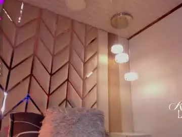 Chaturbate Sex Chat of raven_luxx
