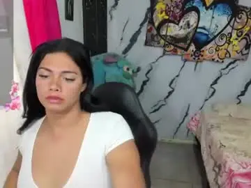 Chaturbate Best live sex cam show of pocahontas_98113116