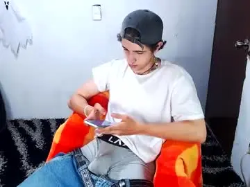 Chaturbate Watch Live Sex Cams of noah_sokolov_