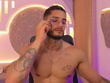 Chaturbate Best live sex cam show of alanrodgers2_0