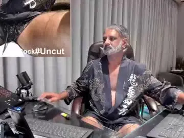 Chaturbate Live Sex Cam of alpha_uk_boss