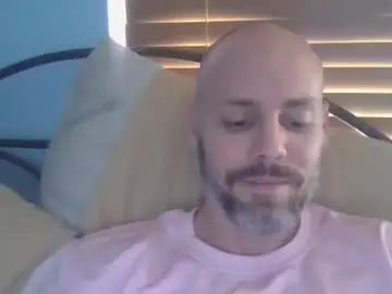 Chaturbate Live Sex Cam of grizzlyroar302