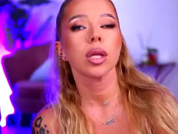 Chaturbate Best live sex cam show of redlaraa