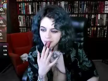 Chaturbate Free Porn Cam of noellegothicshadow
