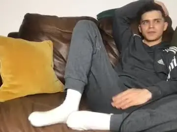 Chaturbate Live Sex Cam of camdoattitude
