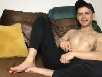 Chaturbate Nude Webcam of camdoattitude