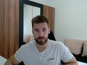Chaturbate Best live sex cam show of darius_94
