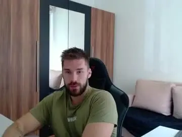Chaturbate Nude Webcam of darius_94