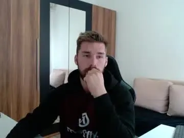Chaturbate Free Porn Cam of darius_94