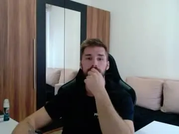 Chaturbate Live Porn of darius_94