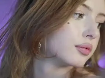 Chaturbate Live Sex Cam of kira0541