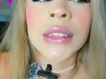 Chaturbate Nude Webcam of lucymars1