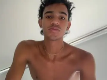 Chaturbate Live Sex Cam of david_hot44