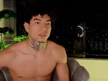 Chaturbate Watch Live Sex Cams of mike_bastian_