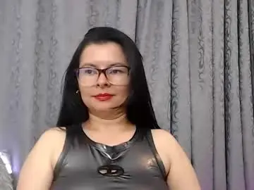 Chaturbate Watch Live Sex Cams of eileenqueen23
