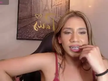 Chaturbate Sex Cam of evy_lux_v