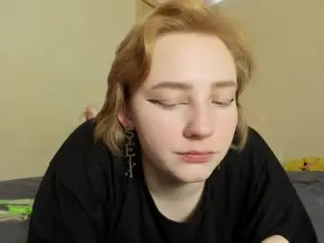 Chaturbate Best live sex cam show of lexy_l0vy