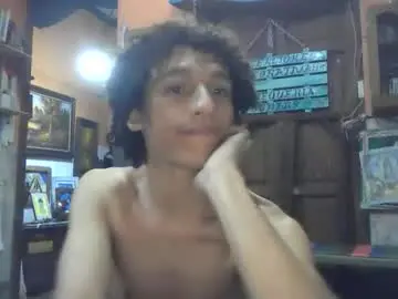 Chaturbate Free Porn Cam of alejandroperdomo8481