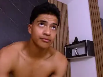 Chaturbate Live Sex of maxwyatt_1