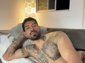 Chaturbate Adult Video Chat of myke_esthetic