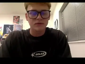 Chaturbate Live Sex Cam of chaz088
