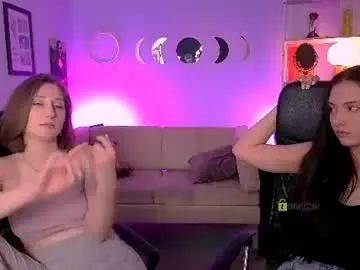 Chaturbate Live Sex Cam of eva_smiith_