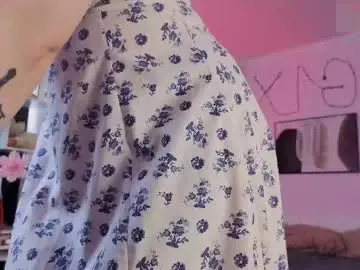Chaturbate Live Sex Cam of jelena_cuc