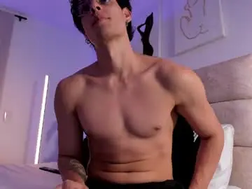 Chaturbate Live Sex Cam of mark_thonson