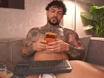 Chaturbate Best live sex cam show of mariano_costa